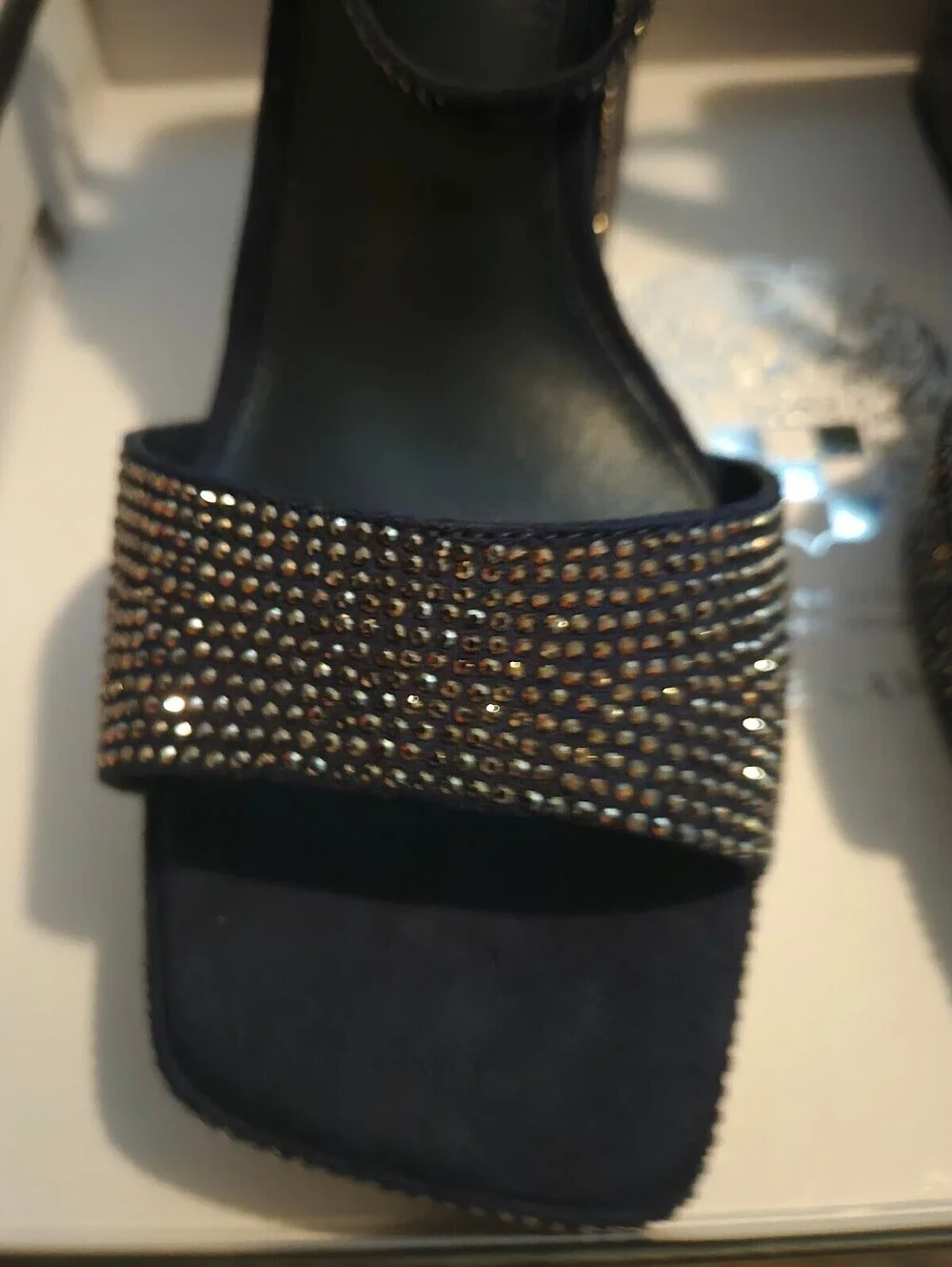 Vince Camuto these stunning